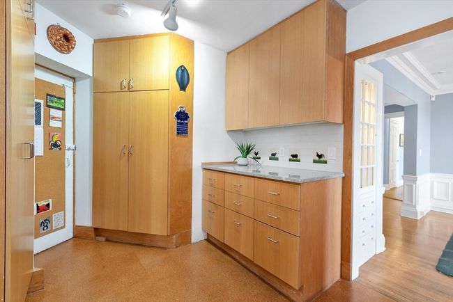APT-603 - 985 Memorial Dr, Home with 3 bedrooms, 2 bathrooms and null parking in Cambridge MA | Image 16
