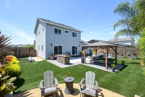 1325 Dogwood Drive, Santa Rosa, CA, 95403 | Card Image