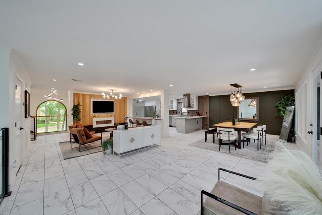 140 S Timber Top Dr, House other with 3 bedrooms, 3 bathrooms and 2 parking in Spring TX | Image 23