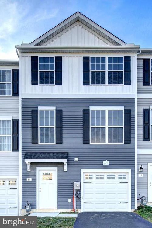 3-12463 Jackson Ave, WAYNESBORO, PA, 17268-4009 | Card Image