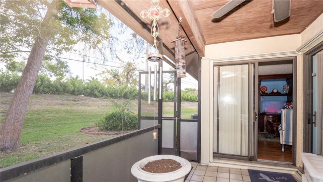 272 Beaver Dam Ct, Townhouse with 2 bedrooms, 2 bathrooms and null parking in Royal Palm Beach FL | Image 32