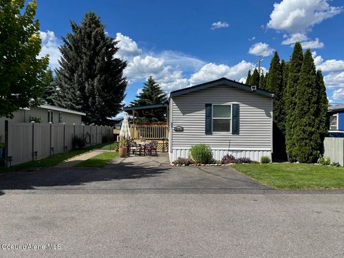 2063 W Gueneveres Way, Post Falls, ID, 83854-8012 | Card Image