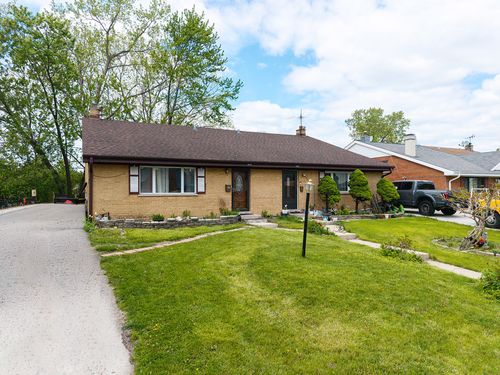 9476 Terrace Pl, Des Plaines, IL, 60016-3908 | Card Image