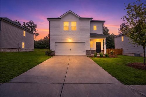828 Evergreen Rd, Winder, GA, 30680-4570 | Card Image