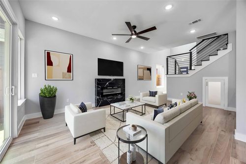 a-4923 Golden Forest Dr, Houston, TX, 77091-5119 | Card Image