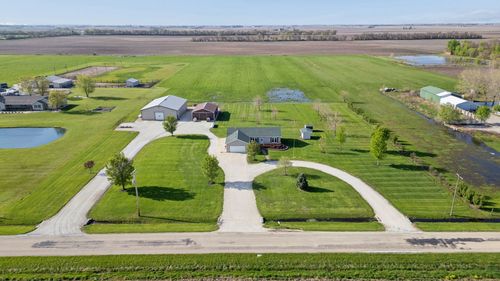 15334 W 3000n Rd, Essex, IL, 60935-6098 | Card Image
