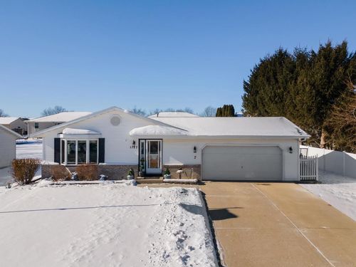 1127 Arthur Dr, Milton, WI, 53563-1779 | Card Image