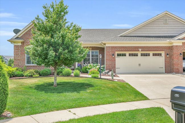 1704 Whisper Meadow Ln, Townhouse with 3 bedrooms, 3 bathrooms and 2 parking in Mahomet IL | Image 6