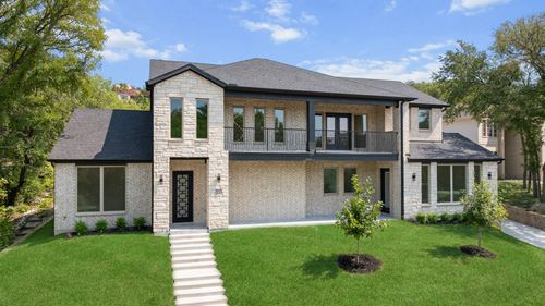 9008 Crosswind Dr, Fort Worth, TX, 76179-2715 | Card Image