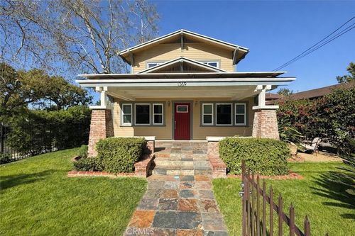 1369 Hepner Ave, Los Angeles, CA, 90041-2436 | Card Image