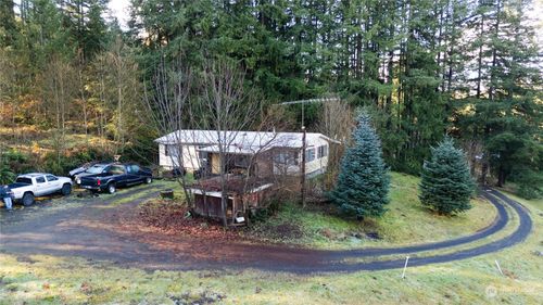 225 Magnus Road, Onalaska, WA, 98570 | Card Image