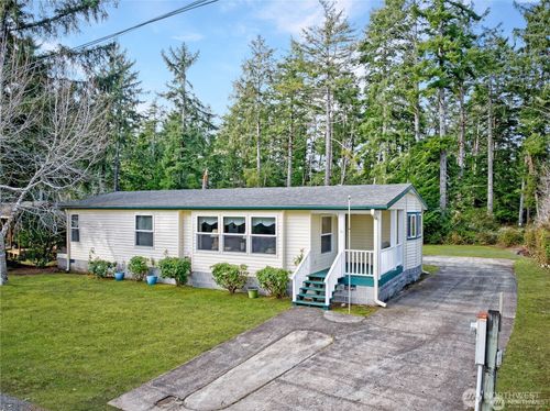 1831 198th Pl, Long Beach, WA, 98631-7008 | Card Image