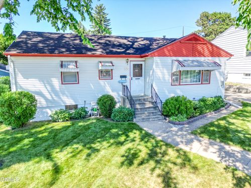 2124 D Avenue E, Bismarck, ND, 58501 | Card Image