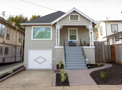 2795 25th Ave, Oakland, CA, 94601-1334 | Card Image