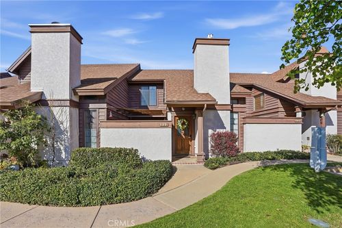 232 S Elm St, Arroyo Grande, CA, 93420-3065 | Card Image