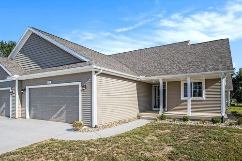 522 Mckinley Ct, Three Rivers, MI, 49093-2388 | Card Image