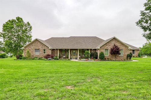 124 Walnut Rdg, Eufaula, OK, 74432-5475 | Card Image