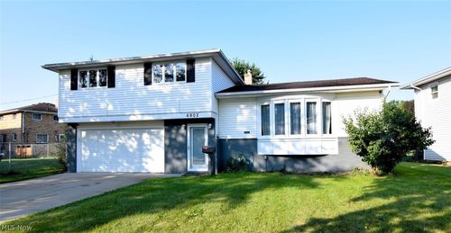6902 Lantern Ln, Parma Heights, OH, 44130-4534 | Card Image
