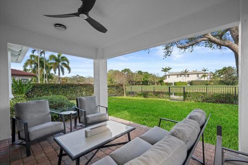 653 Castle Dr, Palm Beach Gardens, FL, 33410-1551 | Card Image