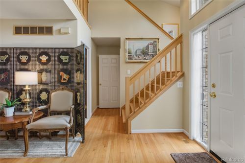 28718 Quarry Ct, Novi, MI, 48377-2721 | Card Image