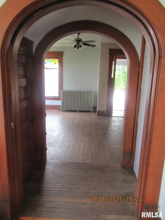 APT-1 - 606 Meridian St, Home with 0 bedrooms, 0 bathrooms and 2 parking in Tipton IA | Image 23