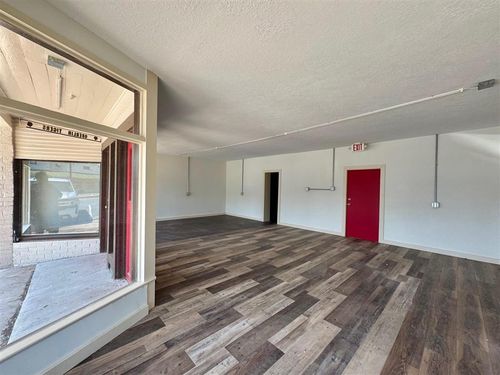 112 N Sixth St, Oberlin, LA, 70655-6109 | Card Image