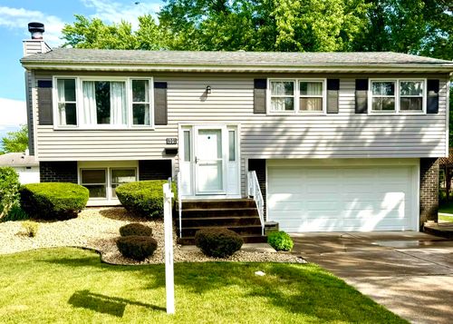 909 Harrison Pl, Dyer, IN, 46311-1447 | Card Image