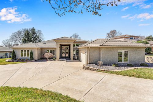 5197 S Stonehaven Dr, Springfield, MO, 65809-4664 | Card Image