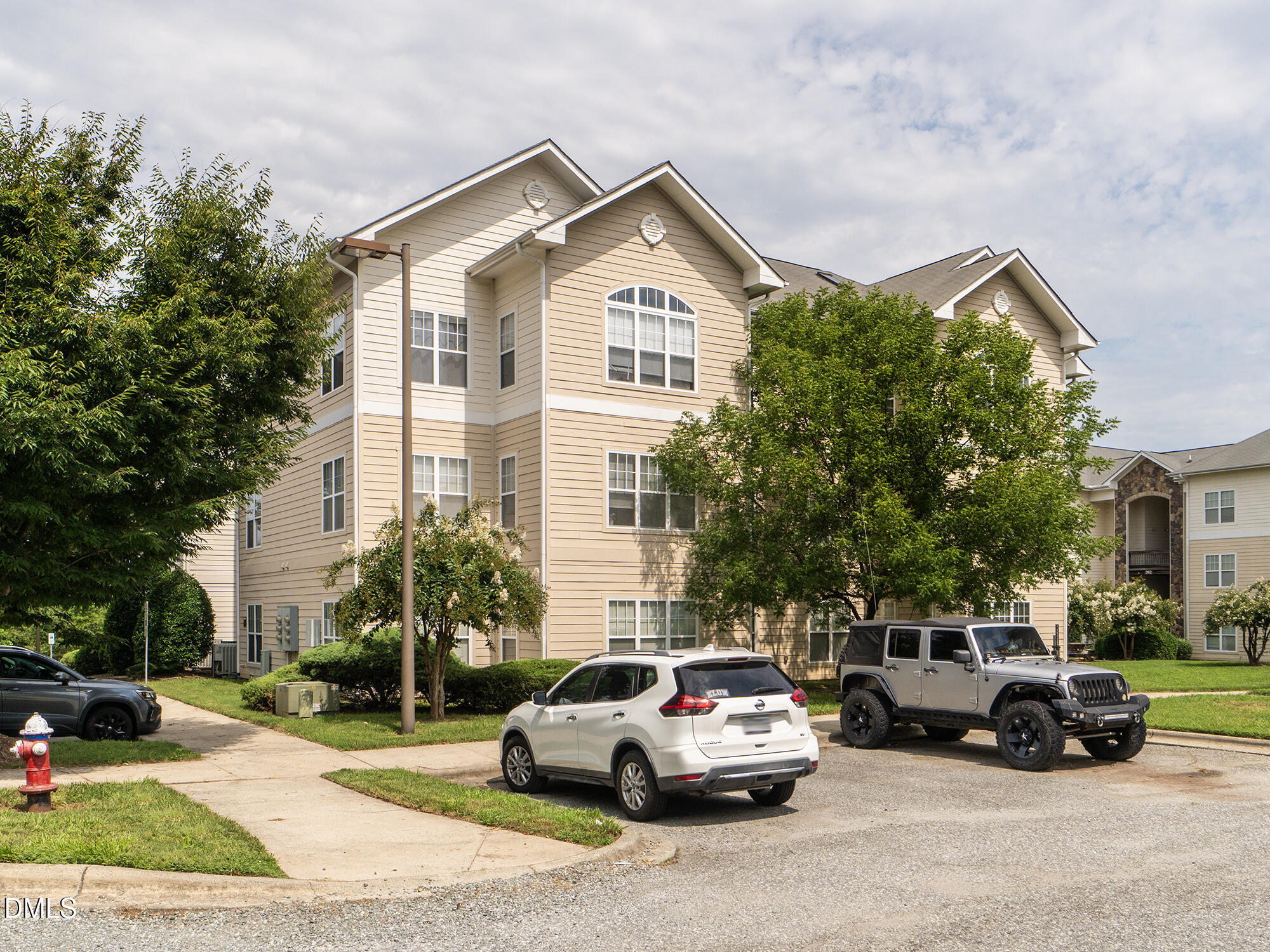 Residential in Elon