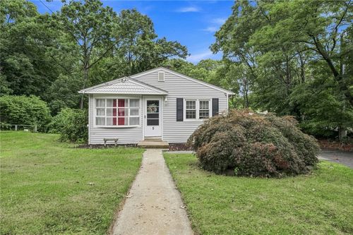 5 Packard Ave, Warwick, RI, 02886-4707 | Card Image