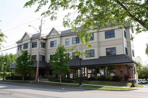207-120 West Avenue, Saratoga Springs, NY, 12866 | Card Image