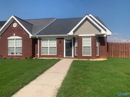 1415 Bridgewater Pl, Athens, AL, 35611-4040 | Card Image