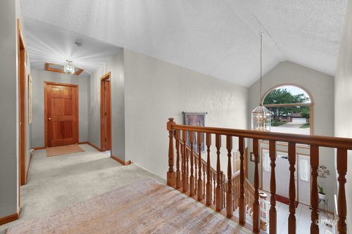 1227 W Surrey Rd, Addison, IL, 60101-1145 | Card Image