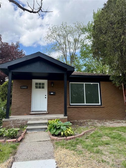 22442 W Chicago, Detroit, MI, 48239-1314 | Card Image