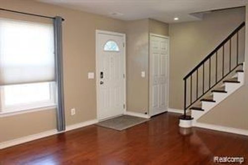 19848 Irongate Ct, Northville Township, MI, 48167-2504 | Card Image