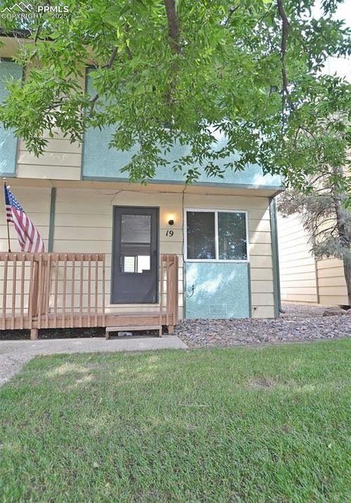 19 S Murray Blvd, Colorado Springs, CO, 80916-1270 | Card Image