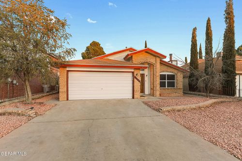 3216 Lonesome Dove Circle, El Paso, TX, 79936 | Card Image