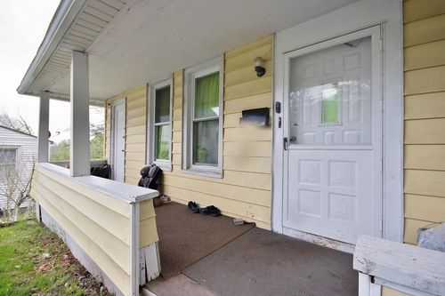 138 Chestnut St, Liberty, NY, 12754-1766 | Card Image