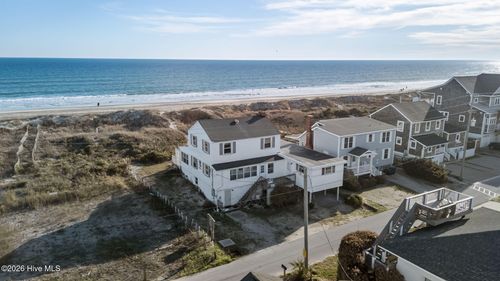 202 Glenn St, Atlantic Beach, NC, 28512-4404 | Card Image