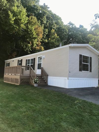 76 Hayes Park, House other with 2 bedrooms, 1 bathrooms and null parking in Exeter NH | Image 1