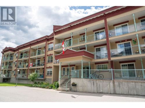 205-311 E 6th St, Revelstoke, BC, V0E2S1 | Card Image