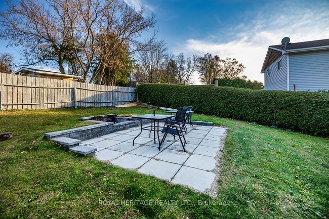 64 Cedar Grove Dr, House other with 3 bedrooms, 2 bathrooms and 5 parking in Caesarea ON | Image 15