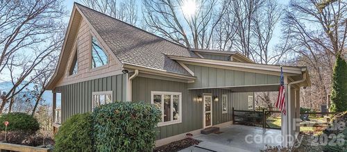 26 Ashwood Ln, Waynesville, NC, 28786-5946 | Card Image