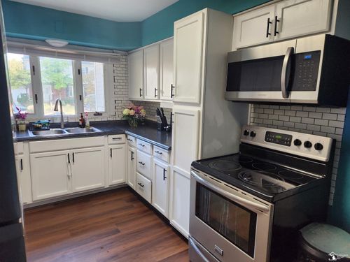 5705 Rosewood Ave, Monroe, MI, 48161-3927 | Card Image