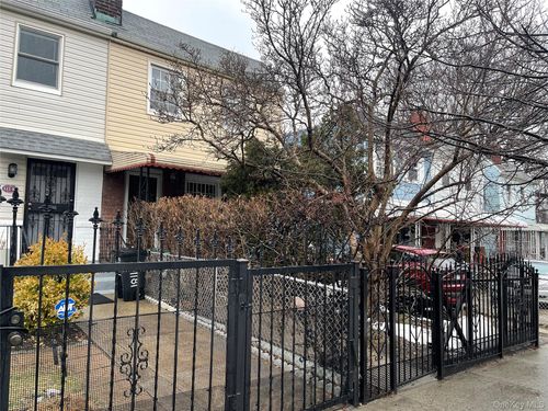 111-83 41st Ave, Corona, NY, 11368-2621 | Card Image