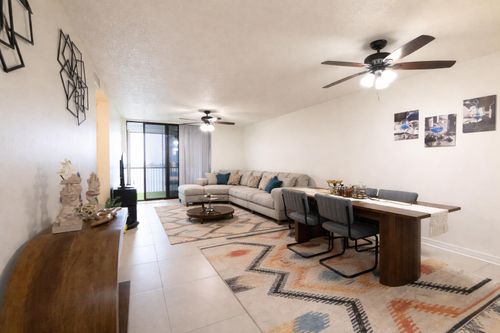 405-110 Lake Emerald Dr, Oakland Park, FL, 33309-6231 | Card Image