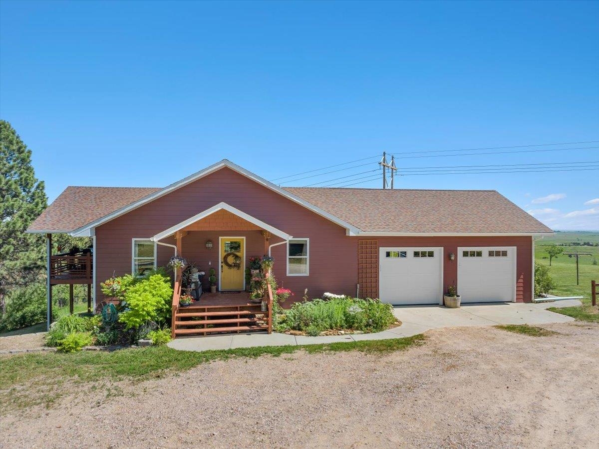 Bridle Ct, Whitewood, SD 57793