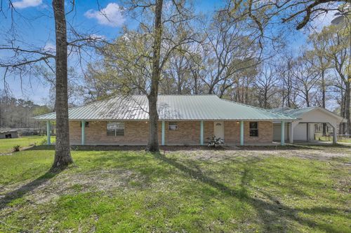 121 Magnolia Blvd, New Caney, TX, 77357-3300 | Card Image