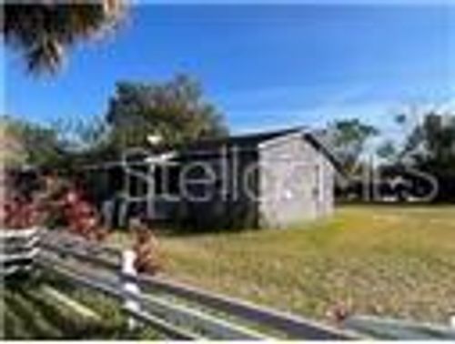 809 N John Young Pkwy, KISSIMMEE, FL, 34741-4911 | Card Image