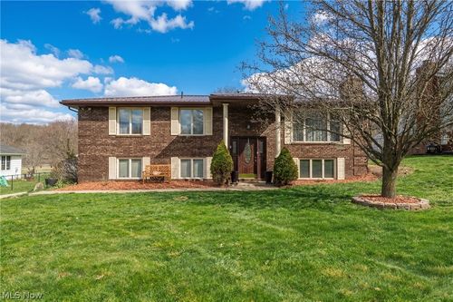 5326 Hillsboro Ave Se, Canton, OH, 44707-1168 | Card Image